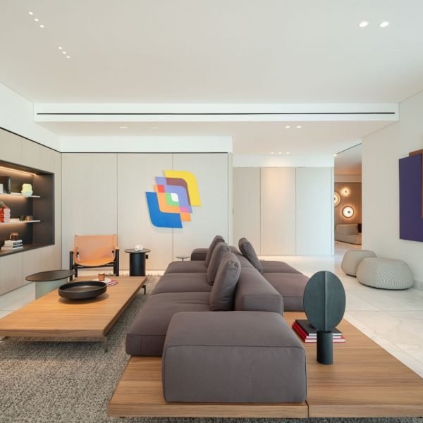 Proyecto en Paitilla con vistas panorámicas al mar y acabados de lujo, ofreciendo un estilo de vida exclusivo. NL REALTY & LEGAL SERVICES, Panamá. Real State.